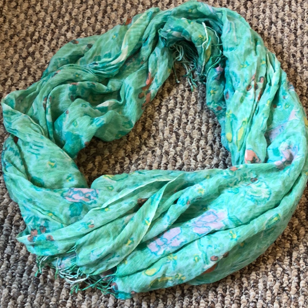 COPY - Lilly pulitzer Gemini scarf